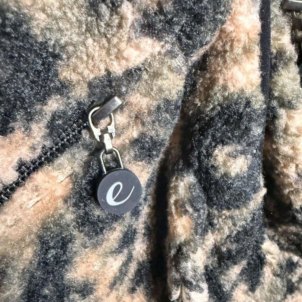 082 Johnny Was Calme Leopard Print Bamboo Blend Fleece Jacket NWT - Size Small - Picture 9 of 9